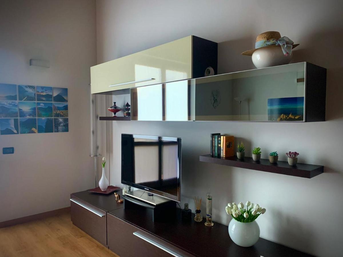 Iseolakerental - La Rocca Castro  Экстерьер фото