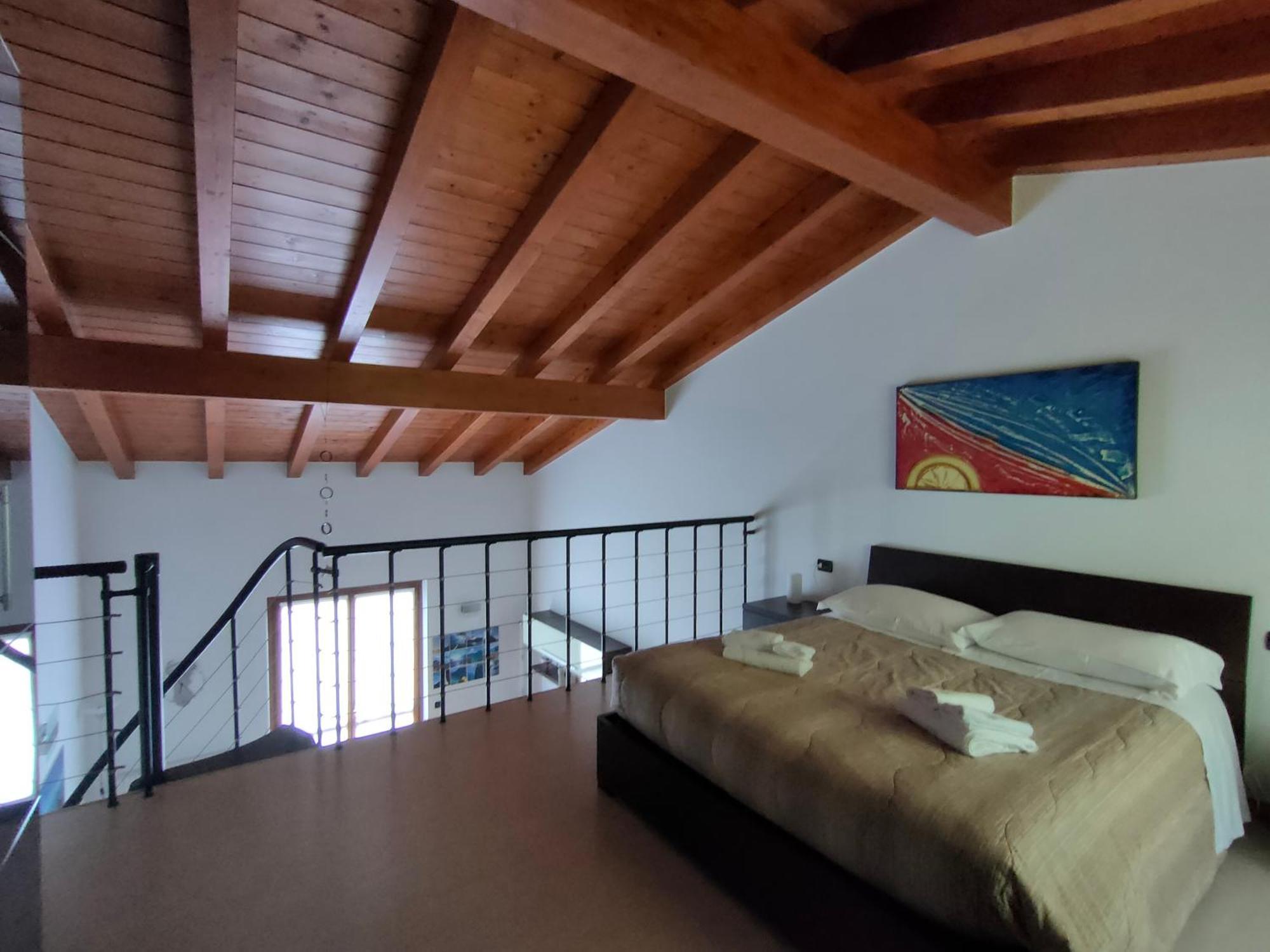 Iseolakerental - La Rocca Castro  Экстерьер фото